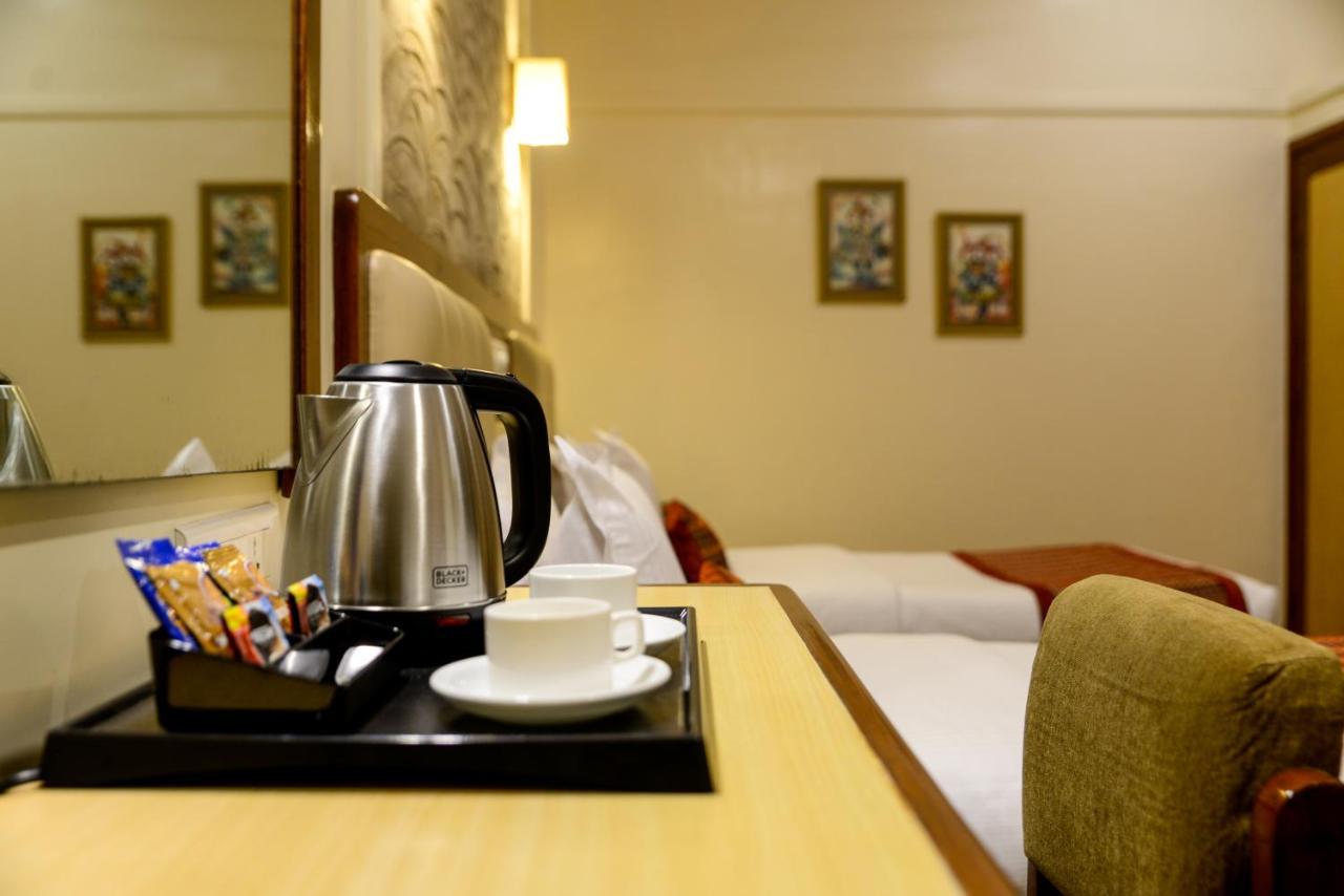 Hotel Ameya Mumbai Exterior photo
