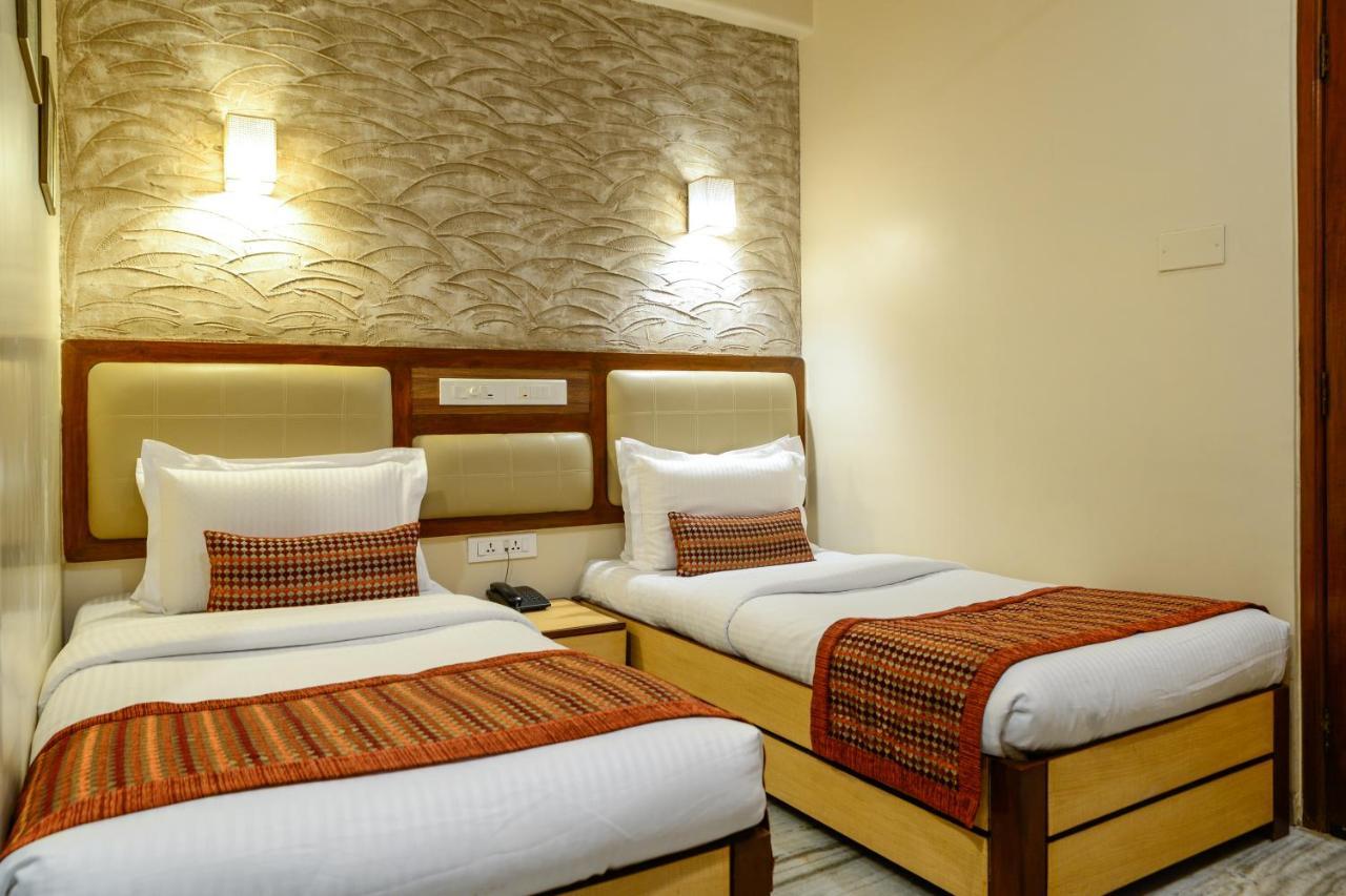 Hotel Ameya Mumbai Exterior photo
